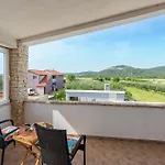 Awesome In 펜션 Gorica (Zadar)