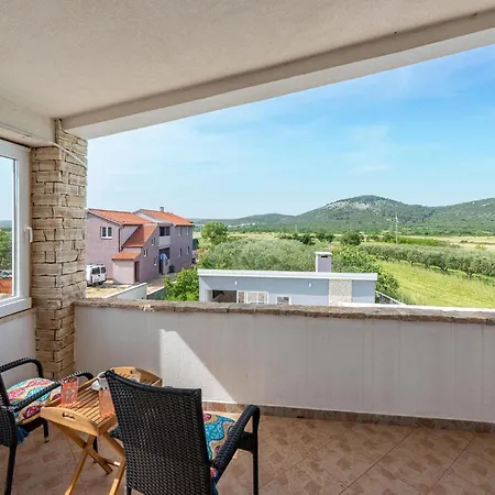 Awesome In 別荘 Gorica